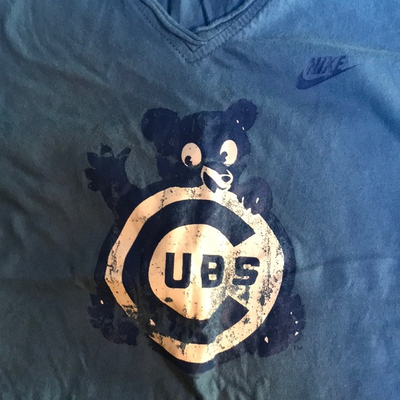 NWOT Nike Cubs tee ladies Small - Picture 2 of 6